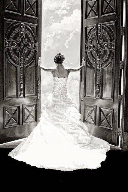 SET BEFORE THEE AN OPEN DOOR